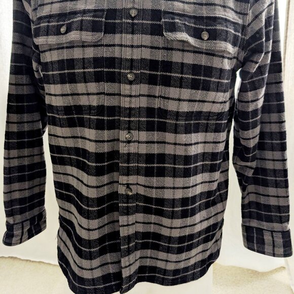 Everlane Men’s Large Plaid Flannel Shacket Jacket — 100% Cotton, Gray & Black - Picture 9 of 9